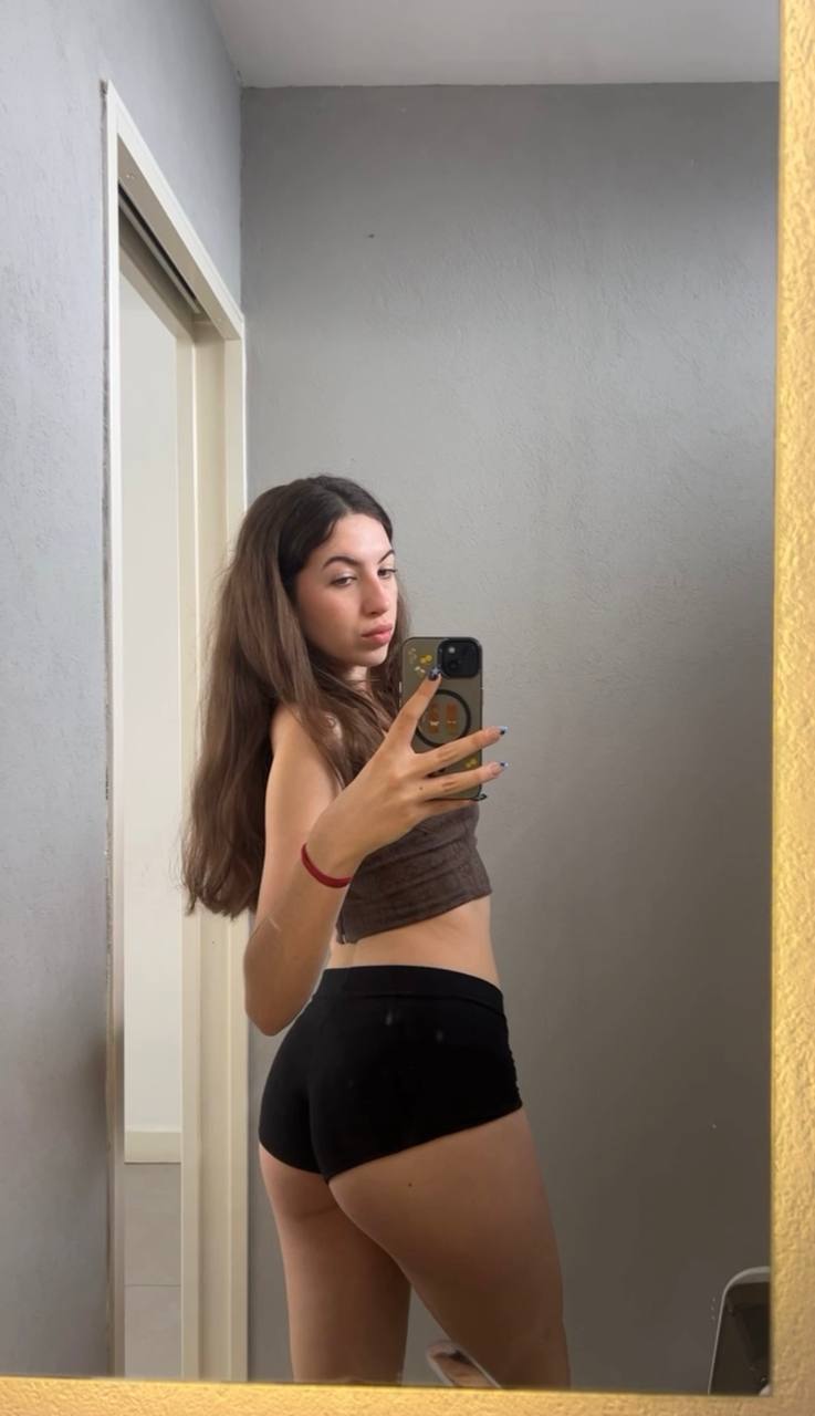 Amber in her underwear in Canberra