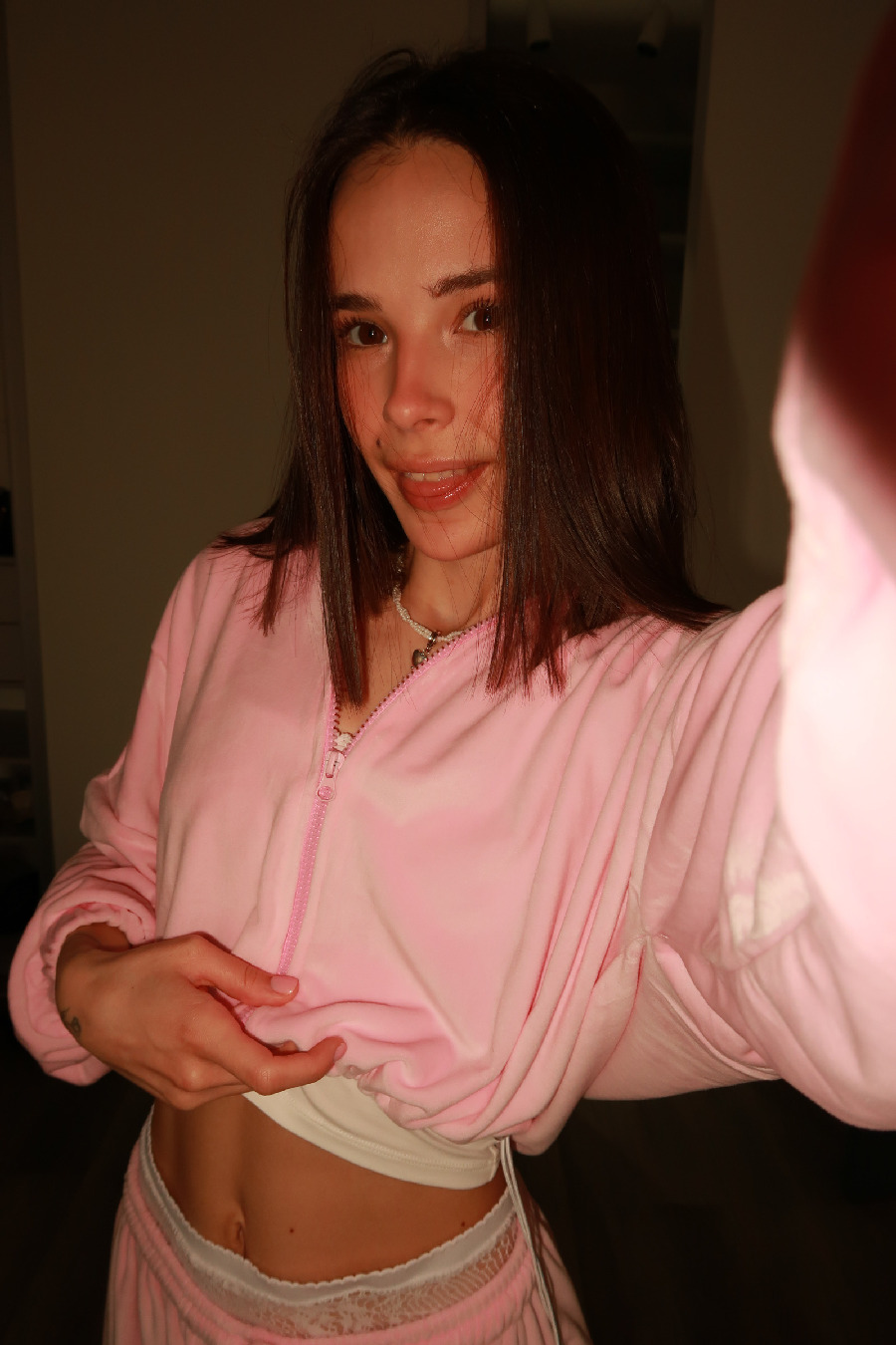 Tina brings the glow — live moments in Canberra